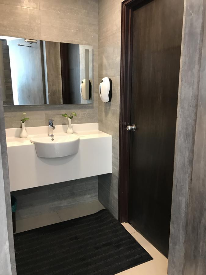 Zen Boutique Hotel Ulu Tiram Exterior photo