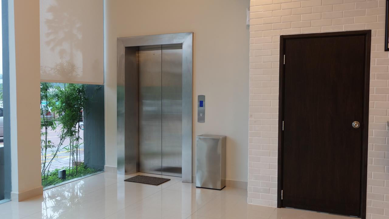 Zen Boutique Hotel Ulu Tiram Exterior photo